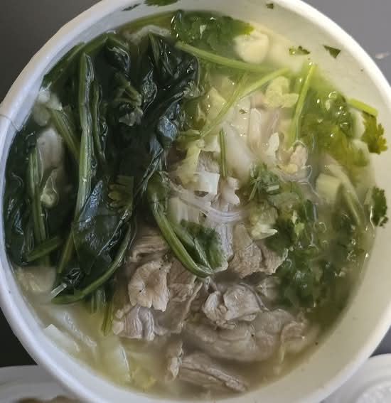Fresh Bread In Lamb Soup 鲜切羊肉泡馍